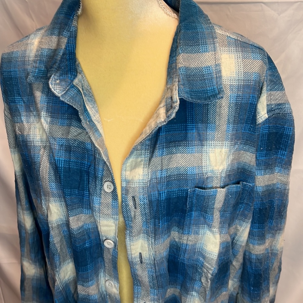 Urban Outfitters Men’s Large Bright Blue Flannel 100% cotton XL - Picture 3 of 7
